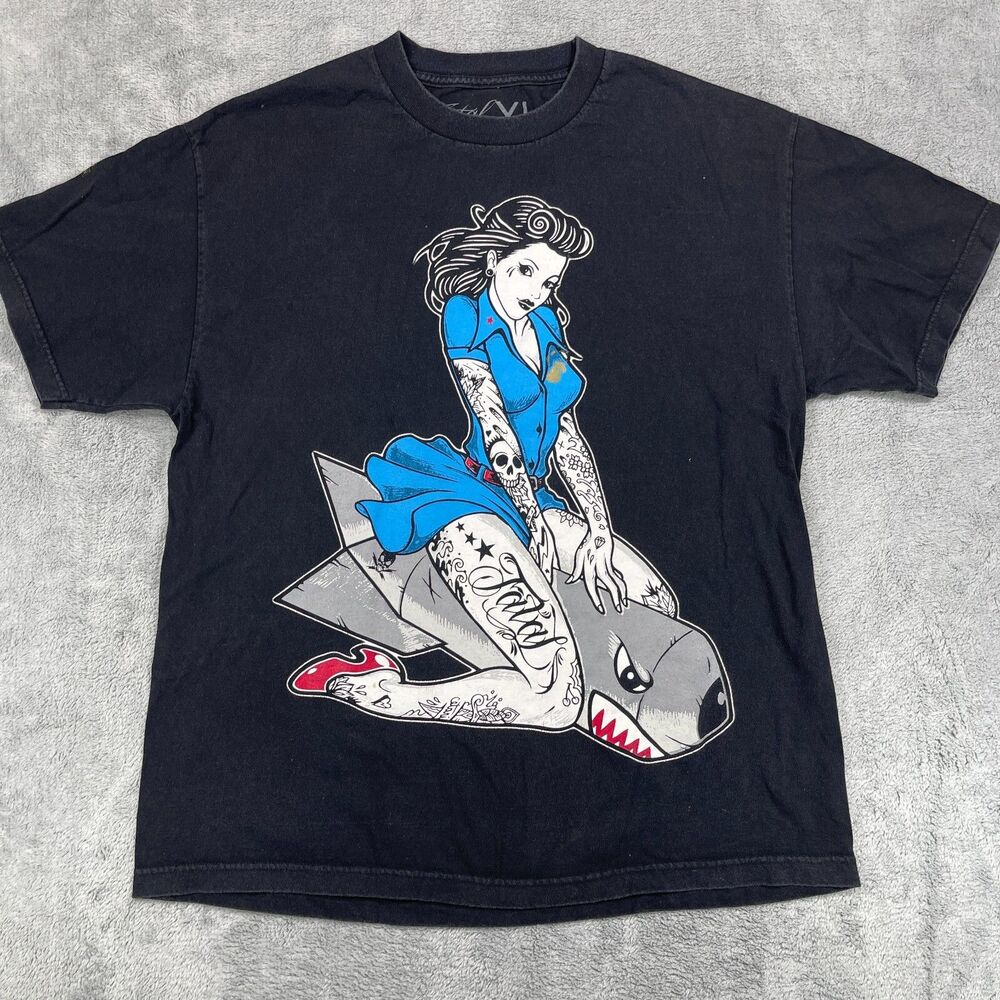 Fatal T-Shirt Mens XL Black Tattoo Girl Graphic Crew Neck Short Sleeve Pullover